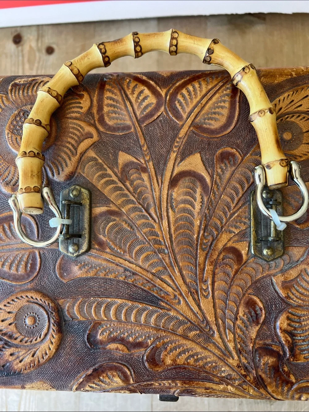 Flores’ Bags Vintage Tooled Leather Floral Travel Case - Brown